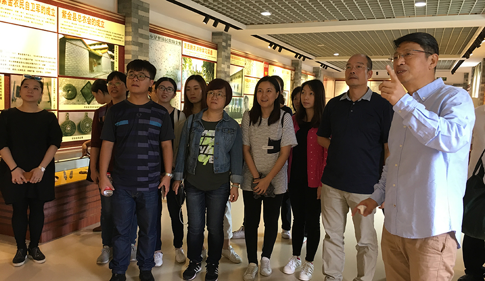 公司组织本部员工进行爱国主义教育基地参观学习(图1)